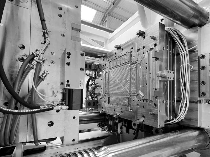 moule-injection-plastique-ATK